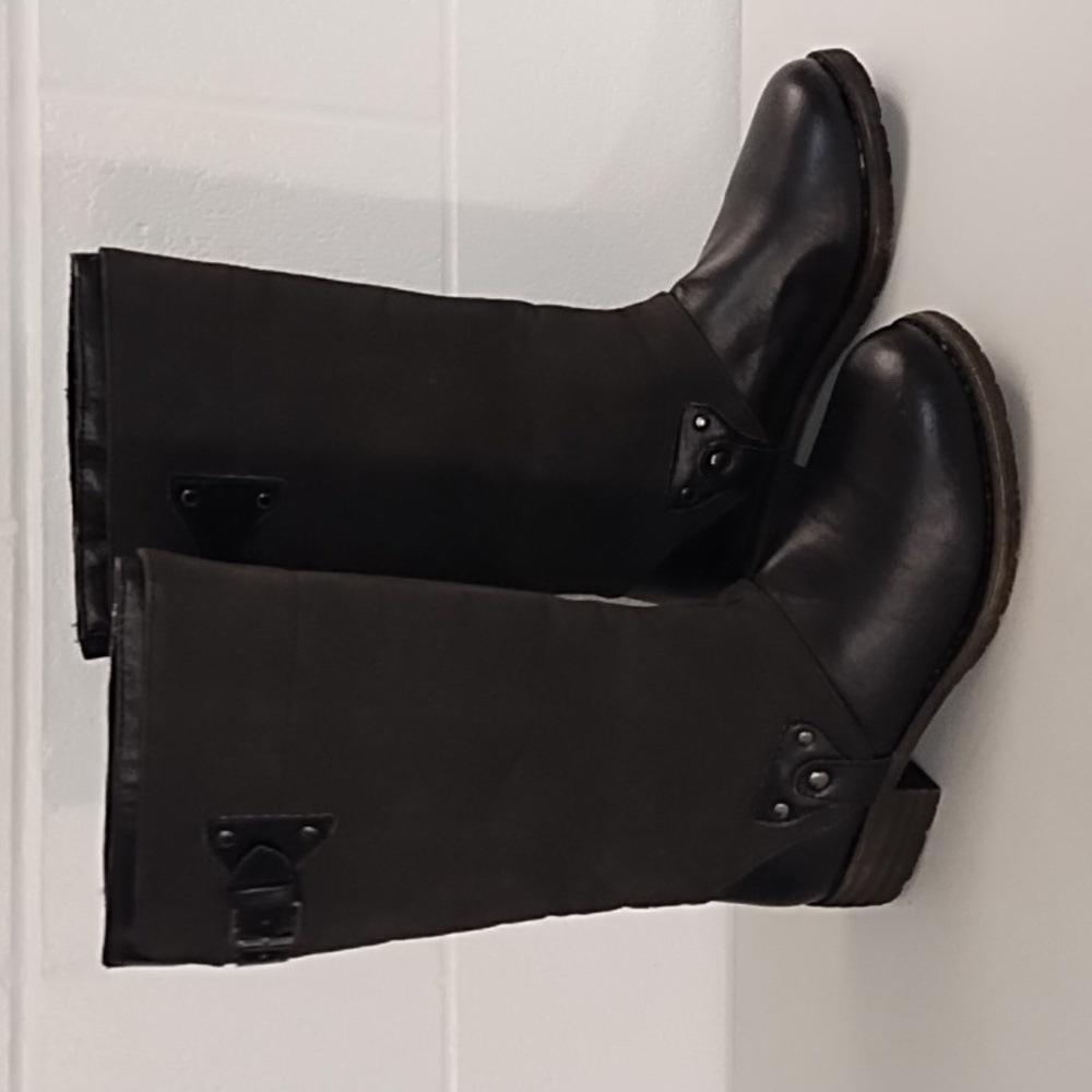 Khombu Size 8 Womans Moto Boots Tacoma Faux Smooth & Suede Leather NWT Flaw